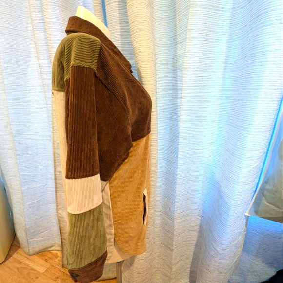 Stoosh Colorblock Corduroy Button-Up Shirt - XL - Picture 7 of 7